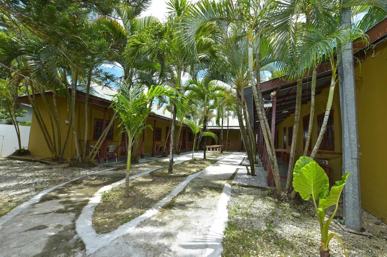 Hotel Collection O 90622 Sehijau Cenang Pantai Cenang  Exteriér fotografie